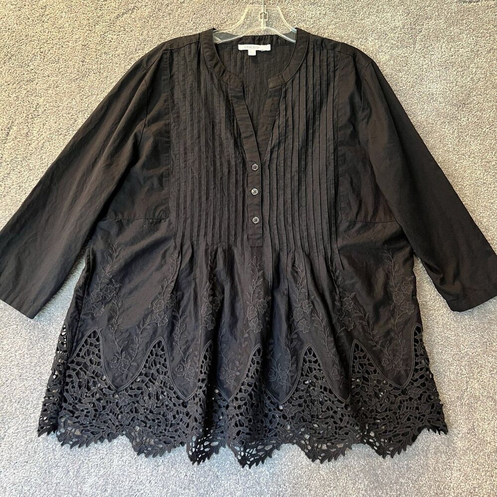 Chicos Blouse Size 3 Womens XXL Black Pintuck Cotton Eyelet Lace Trim Tunic Top